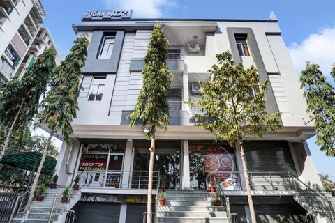 Hotel O Rudra palace
