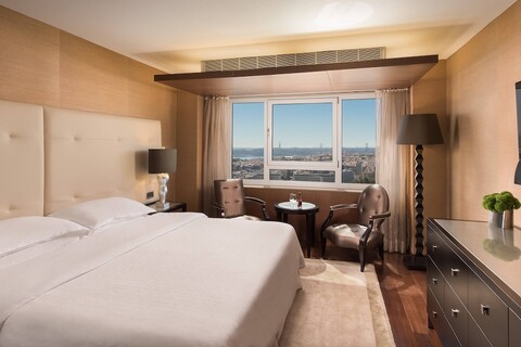 쉐라톤 리스보아 호텔 & 스파