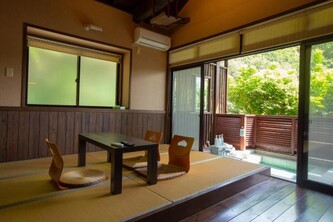 The Lighthouse Seaside Inn