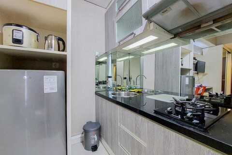 Simply Look Studio At Atria Residence Gading Serpong Apartment