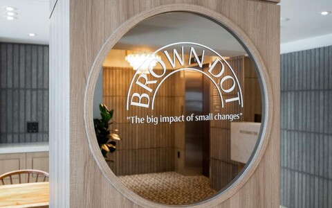 신촌 브라운도트 신촌점