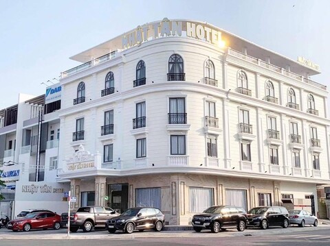 NHAT TAN HOTEL