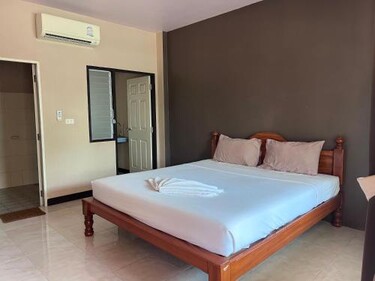 โรงแรมสิริพรชัย