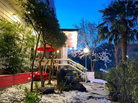 Hanamizuki Hot Spring Resort