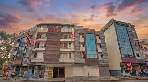 FabHotel Pingla Residency