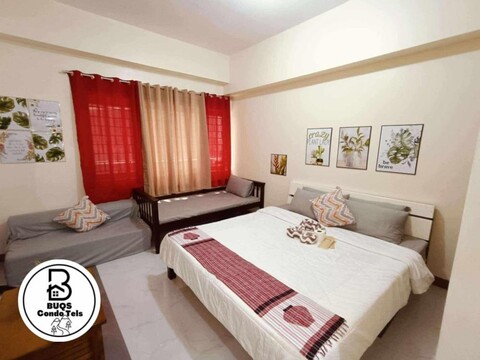 BUQS CONDOTEL UNIT 204