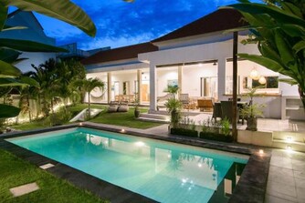 Modern Villa heart of Canggu