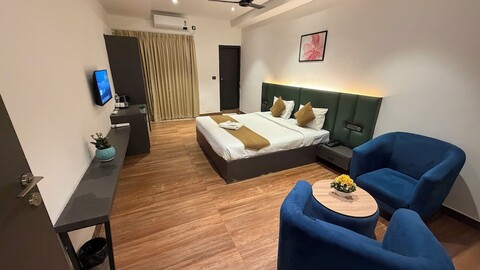 호텔 킹덤 스위트