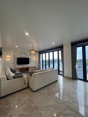 EL 스위트 베라와 - 창구