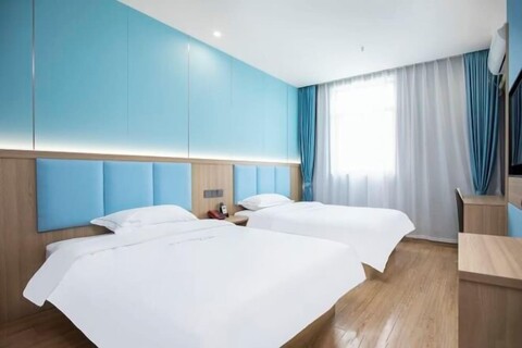 Qingmu Hotel(Shangyuan Street,Dongshan Subway Station,Nanjing)