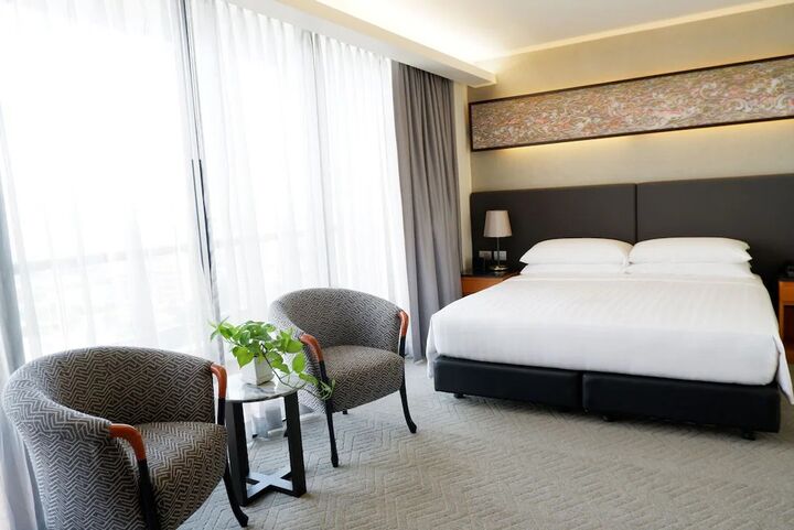 room detail thumbnail 0