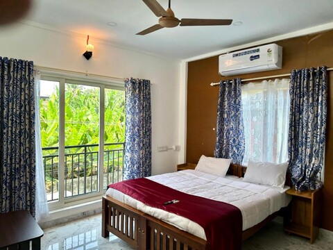 MM RESIDENCY
