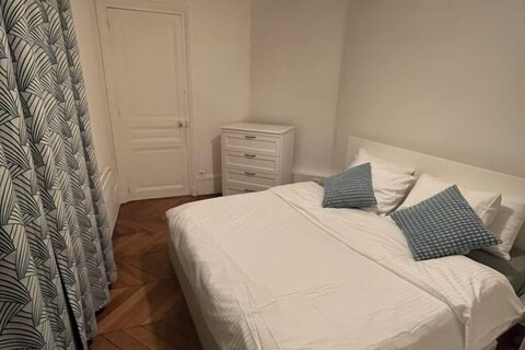 Beautiful apartment Near Opera