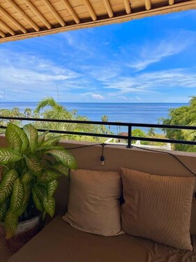 Jepun Hill Studios & Amed Jepun Divers