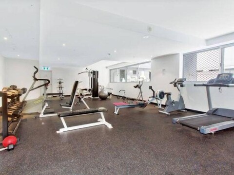 Spacious & Comfy Apt for 6 Next to Darling Harbour