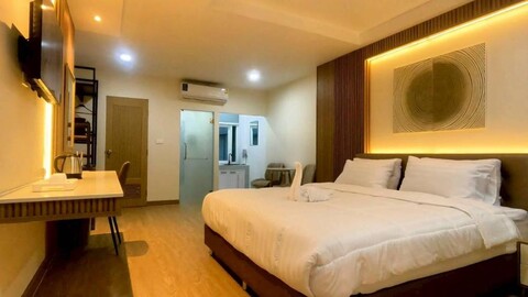 아이콘 시암 차로엔 럭스