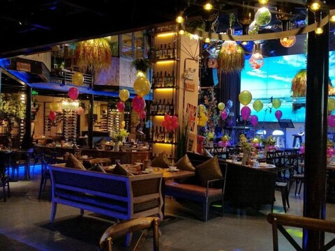 Yifang Holiday Hotel