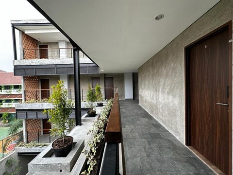 레거시 레지던스 실란닥 샤리아