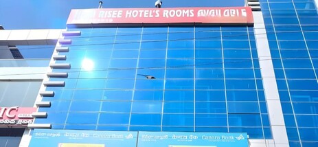 HOTEL O HIGH RISEE