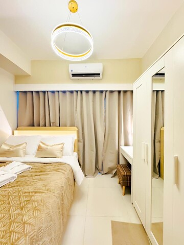 Serene Green Escape I RED RES B01-2746