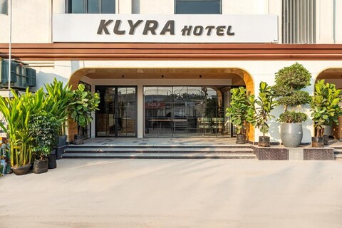 KLYRA HOTEL