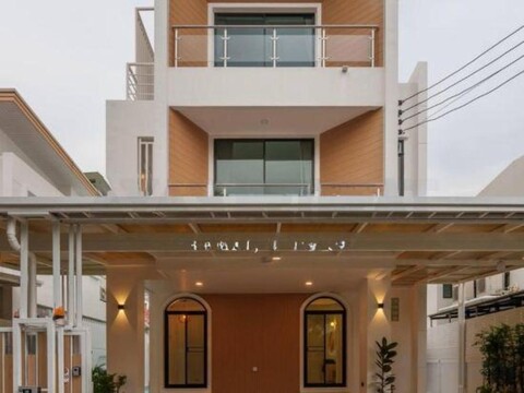 Aya’s Retreat - Muji Ekkamai Pool Villa with 4 bedrooms