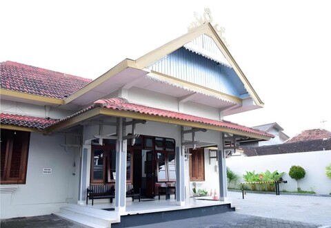 Hotel Iraa