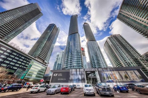 컴포트 오퓰런스 스위트 앤 레지던스