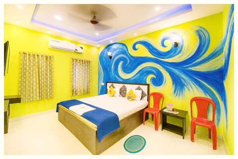 Goroomgo Basera Inn Near Light House Sea Beach Puri