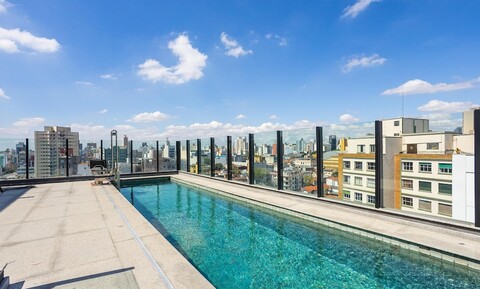 벨라 비스타 상파울루의 수영장이 있는 스튜디오 빌딩