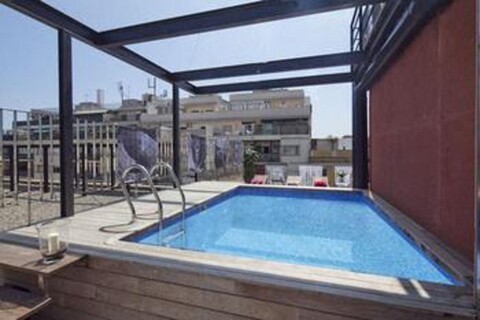 MSB Rooftop Pool City Center