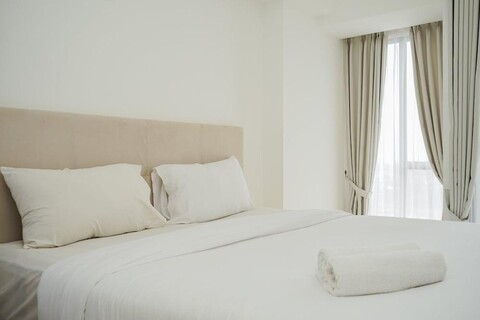 High Floor and Minimalist Studio Apartment at M-Town Residence