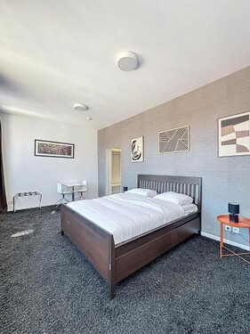 Keyless Hotel - Van Gaver