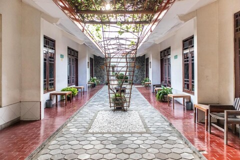 New Hotel Kayumanis