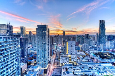 더 웨스트모어스