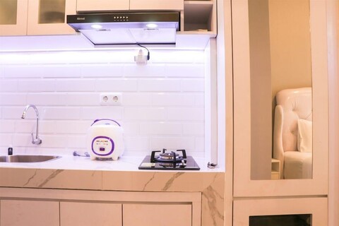 Restful And Simply Studio Tokyo Riverside Pik 2 Apartment