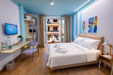 폼페이 스카비 에 키에사, 센트로의 스위트