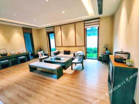 Floral Hotel·Ruisu Moyuan hotel