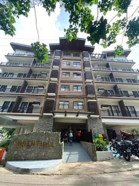 Brenthill Condo Ruby unit