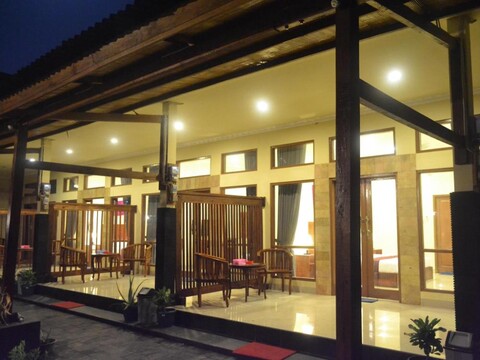 위스마 분다 호텔