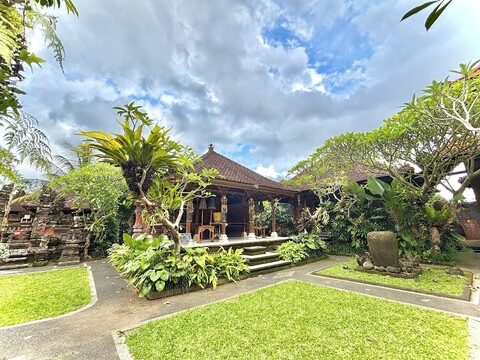 푸리 안야르 우붓