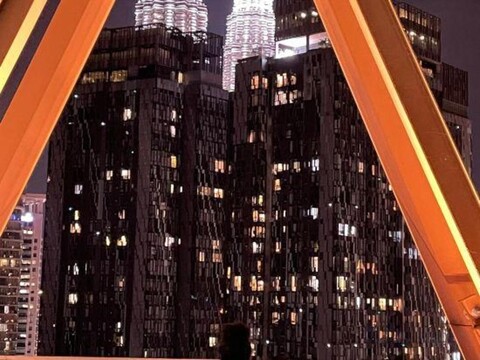 Scarletz Suites KLCC by Moon suites