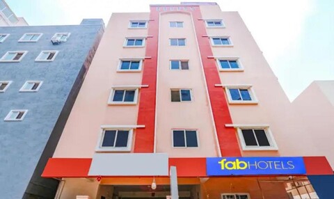 FabHotel Blue Spring