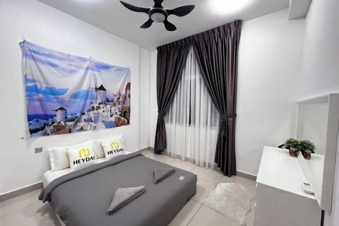 SKS Habitat Larkin@2Bed 3 min to Larkin Central