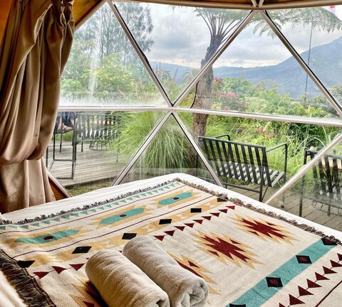 블랙 라바 캠프 킨타마니