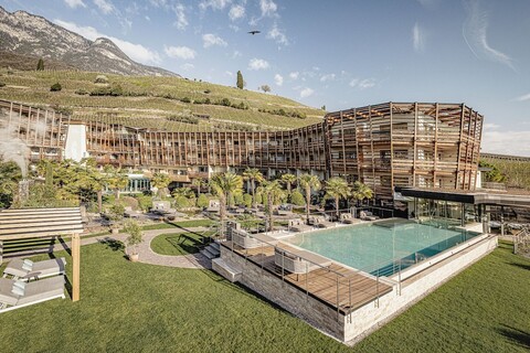 레이크 스파 호텔 셀레이텐