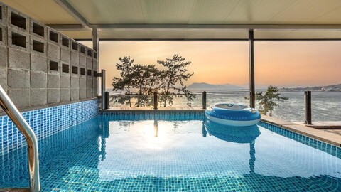 여수 피스테라 스파 풀빌라