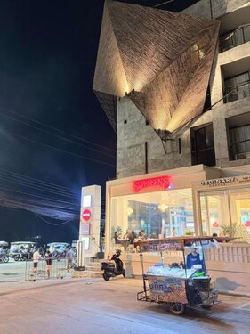 좀티엔 씨 웨이브 레지던스