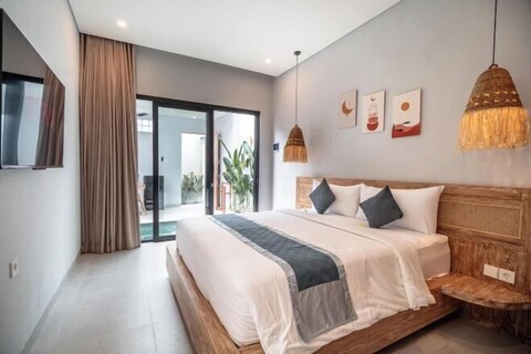 The Eight Bali Seminyak