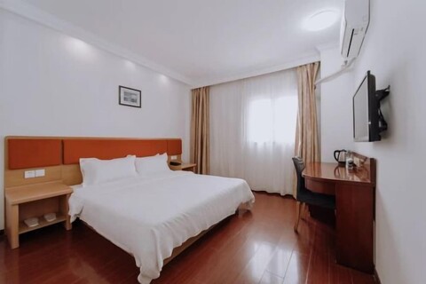 HaoTai Hotel (Shanghai Pudong Airport, Wildlife Park)